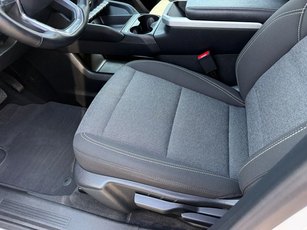 Used 2026 White GMC Elevation image 15