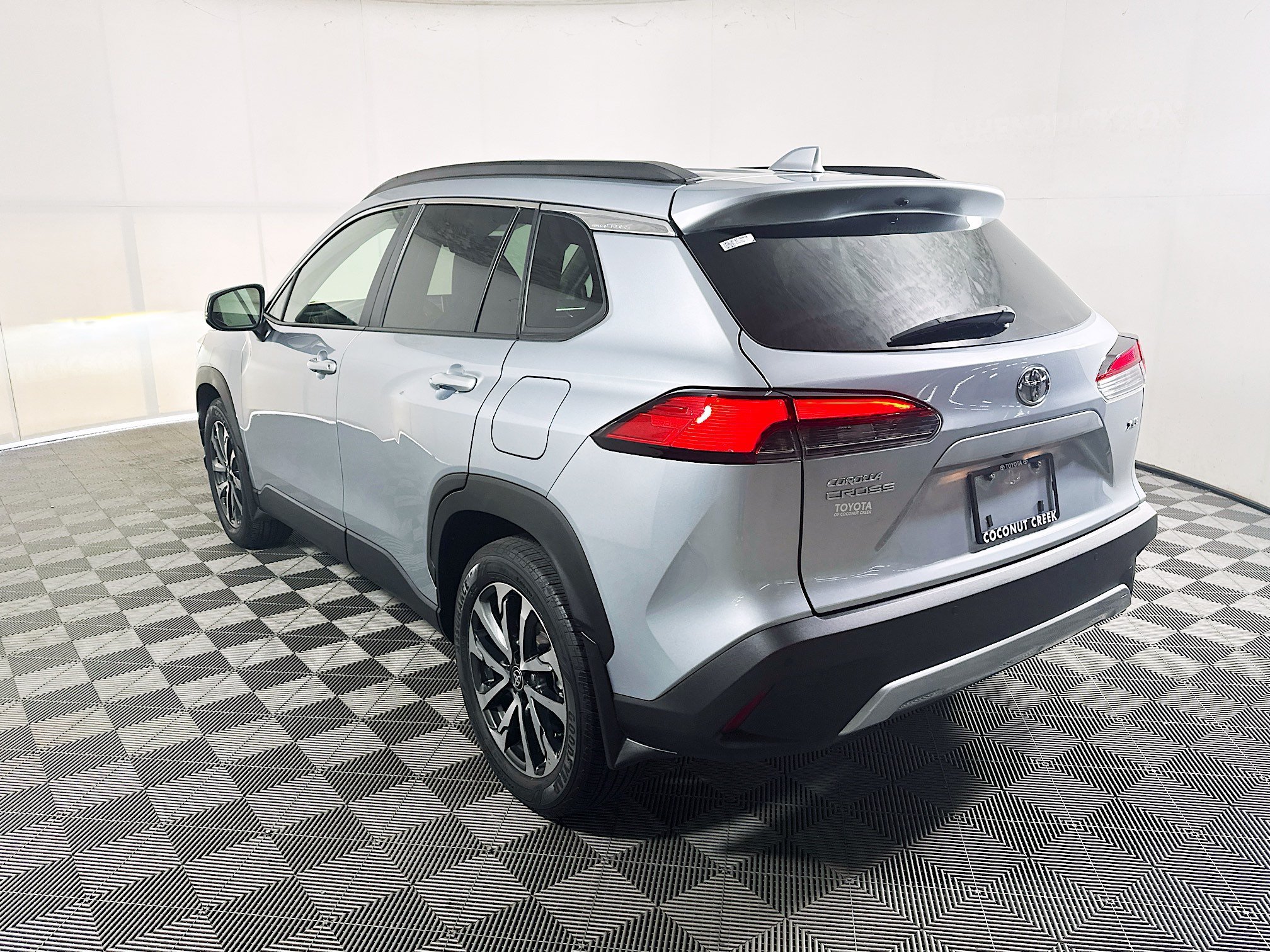 Certified Used 2024 Silver Toyota XLE image 5