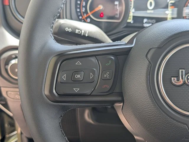 Used 2025 41 Jeep Rubicon X image 13