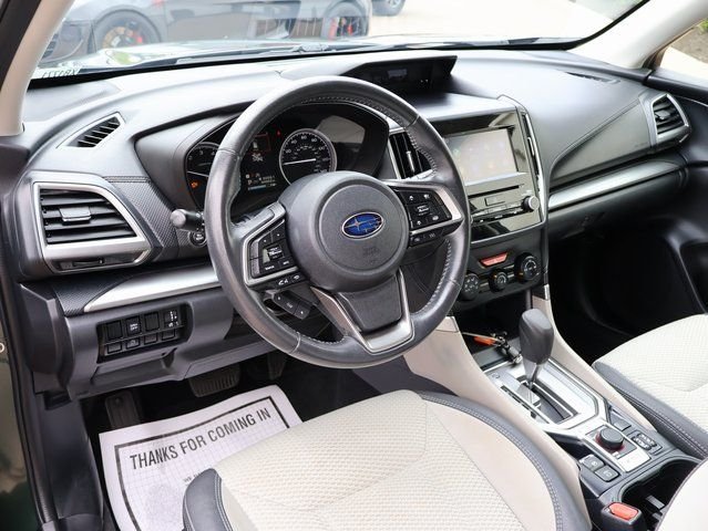 Used 2022 Green Subaru Premium image 21