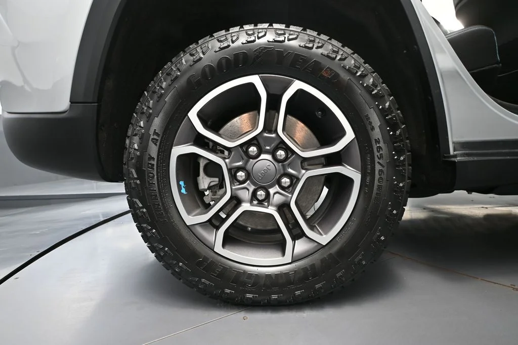 Certified Used 2023 Silver Jeep Trailhawk 4xe image 16