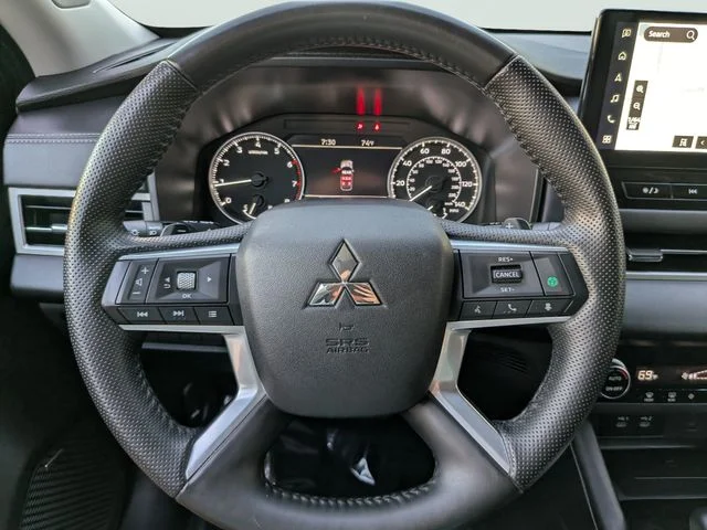 Used 2025 Black Mitsubishi SE image 29