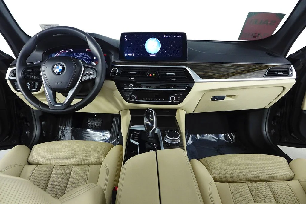 Used 2023 Gray BMW 530i image 25