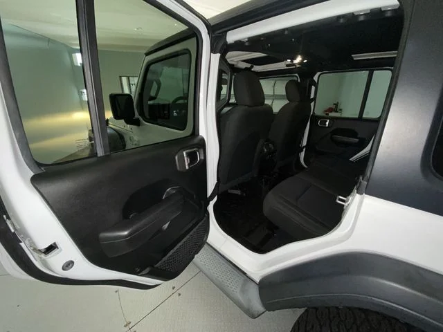 Used 2020 White Jeep Unlimited Sport S image 21