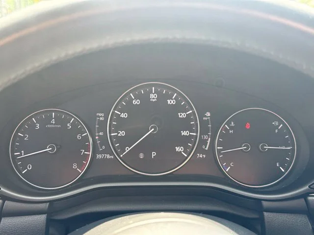 Used 2020 Red Mazda Select image 21