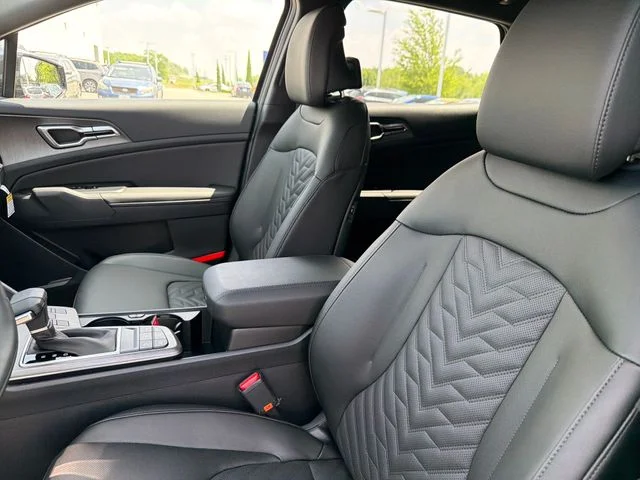 New 2026 Black Kia X-Line image 20