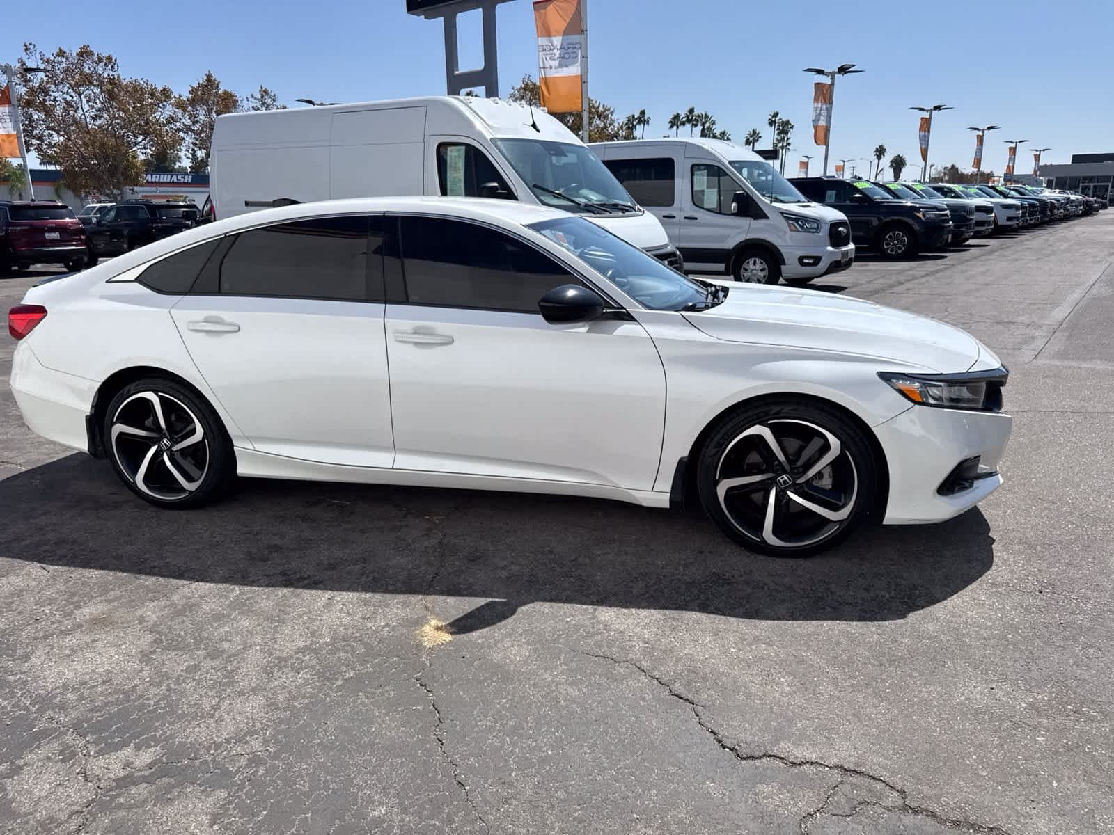 Used 2022 Platinum White Pearl Honda Sport image 12