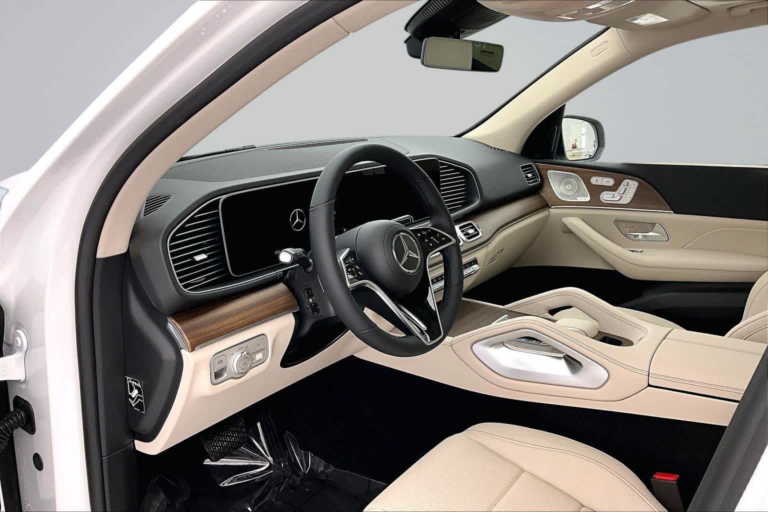 New 2026 Polar White Mercedes-Benz GLE 350 image 2