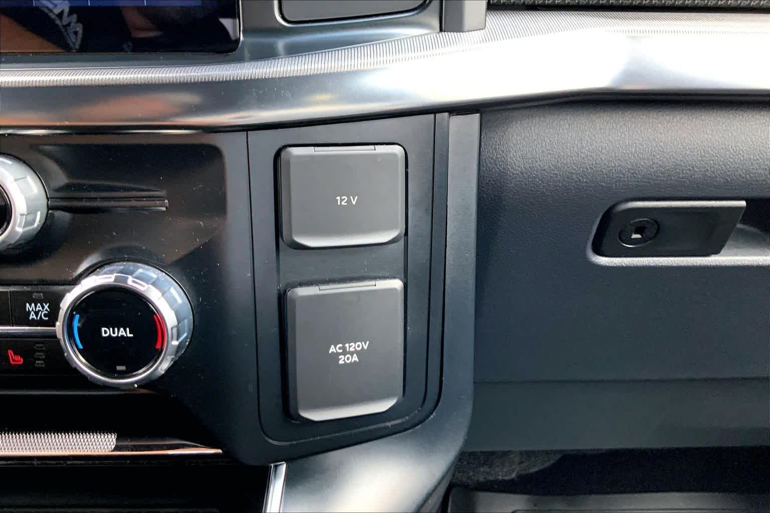 Certified Used 2024 Avalanche Ford Raptor image 36