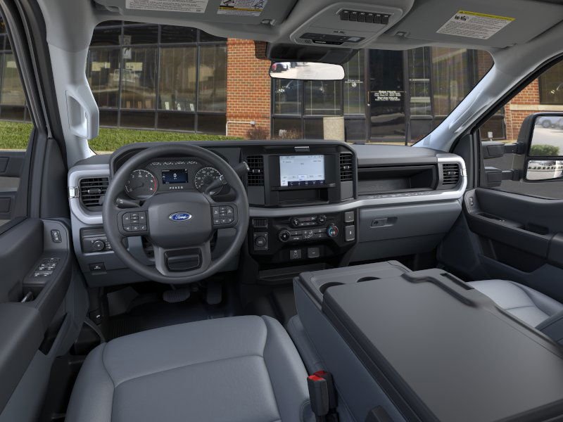New 2025 Oxford White Ford XL image 31