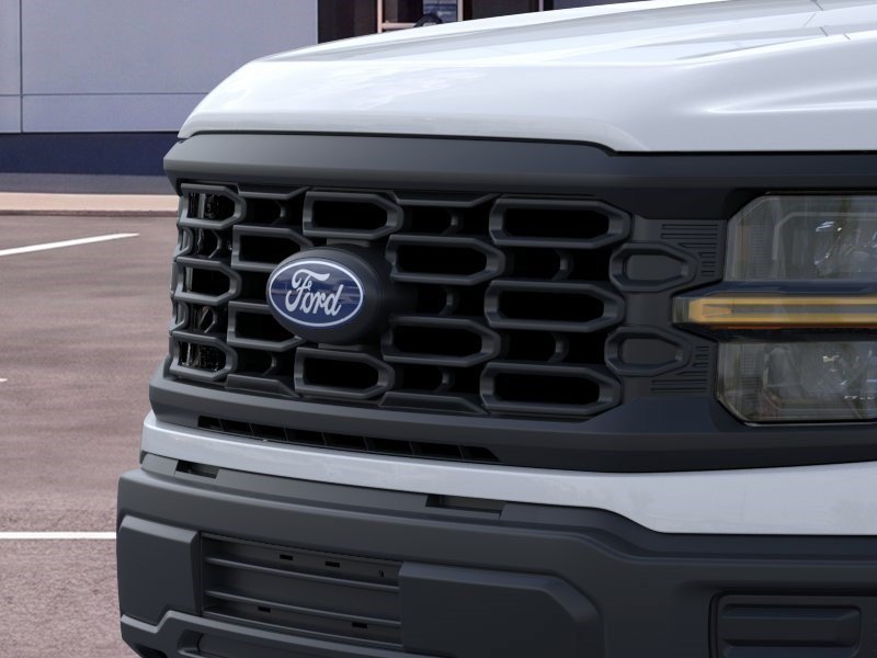 New 2026 Oxford White Ford XL image 18