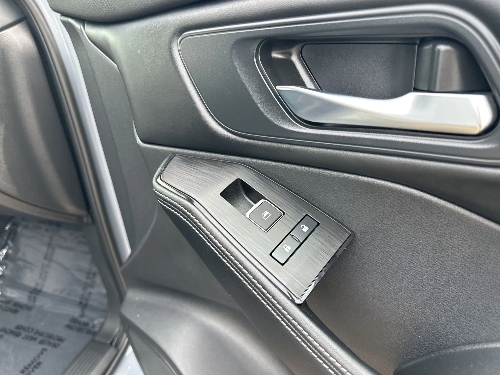 Certified Used 2025 Gray Nissan SL image 40