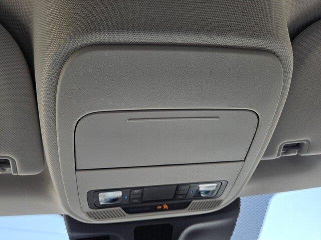 New 2027 Glacier Gray Metallic Tri-Coat Ford MAX Active image 19