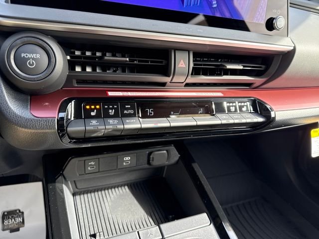 2026 Toyota Prius Plug-in Hybrid XSE Premium - Photo 18