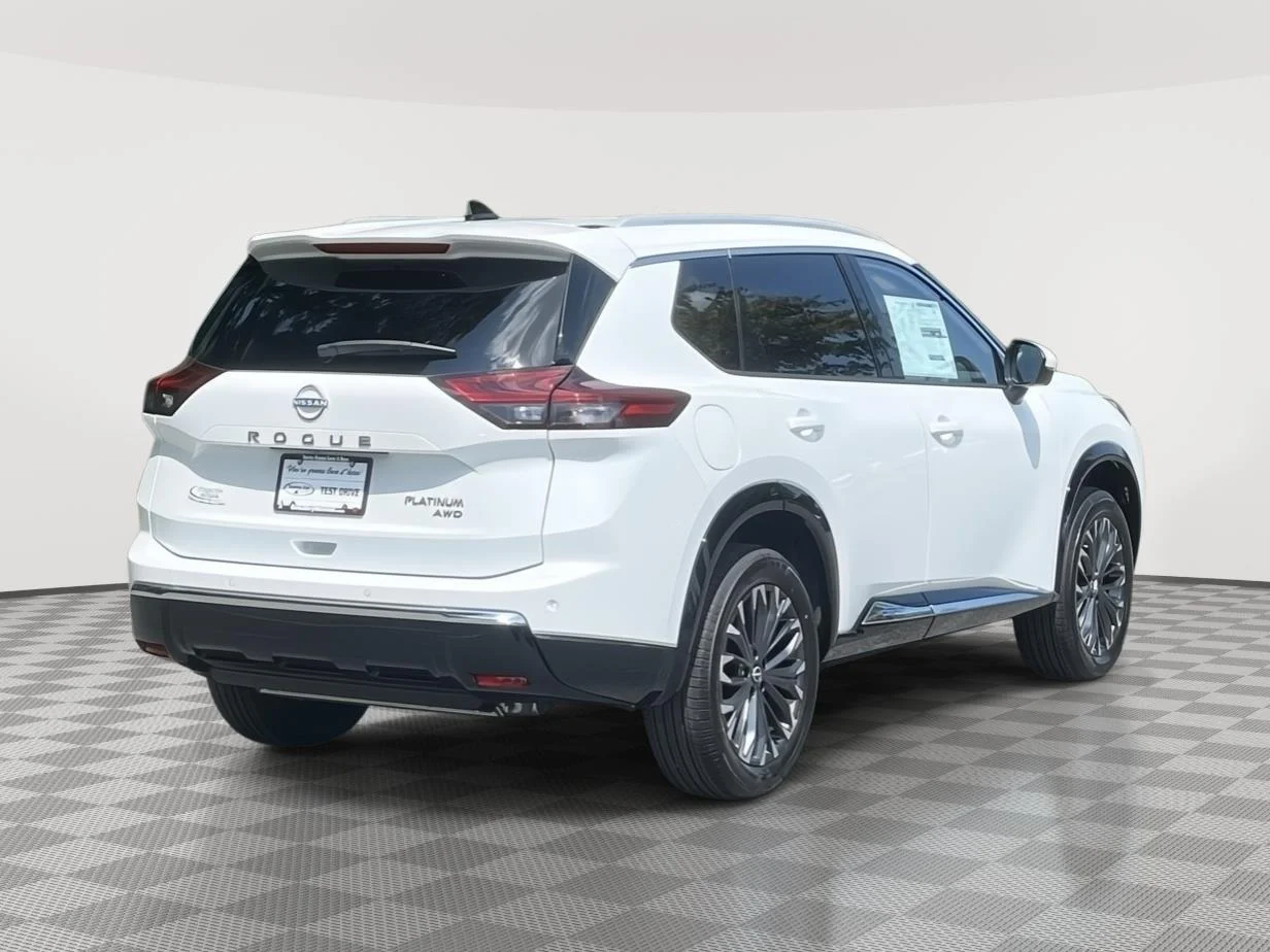 New 2026 Everest White Pearl TriCoat Nissan Platinum image 5