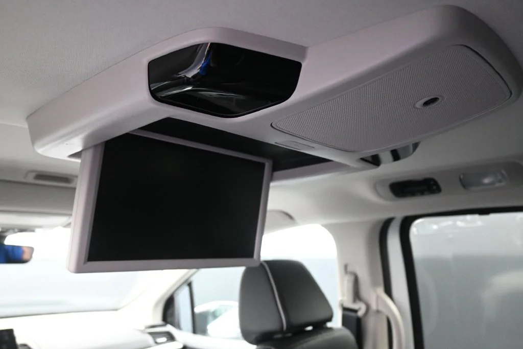 New 2027 Platinum White Pearl Honda Touring image 28