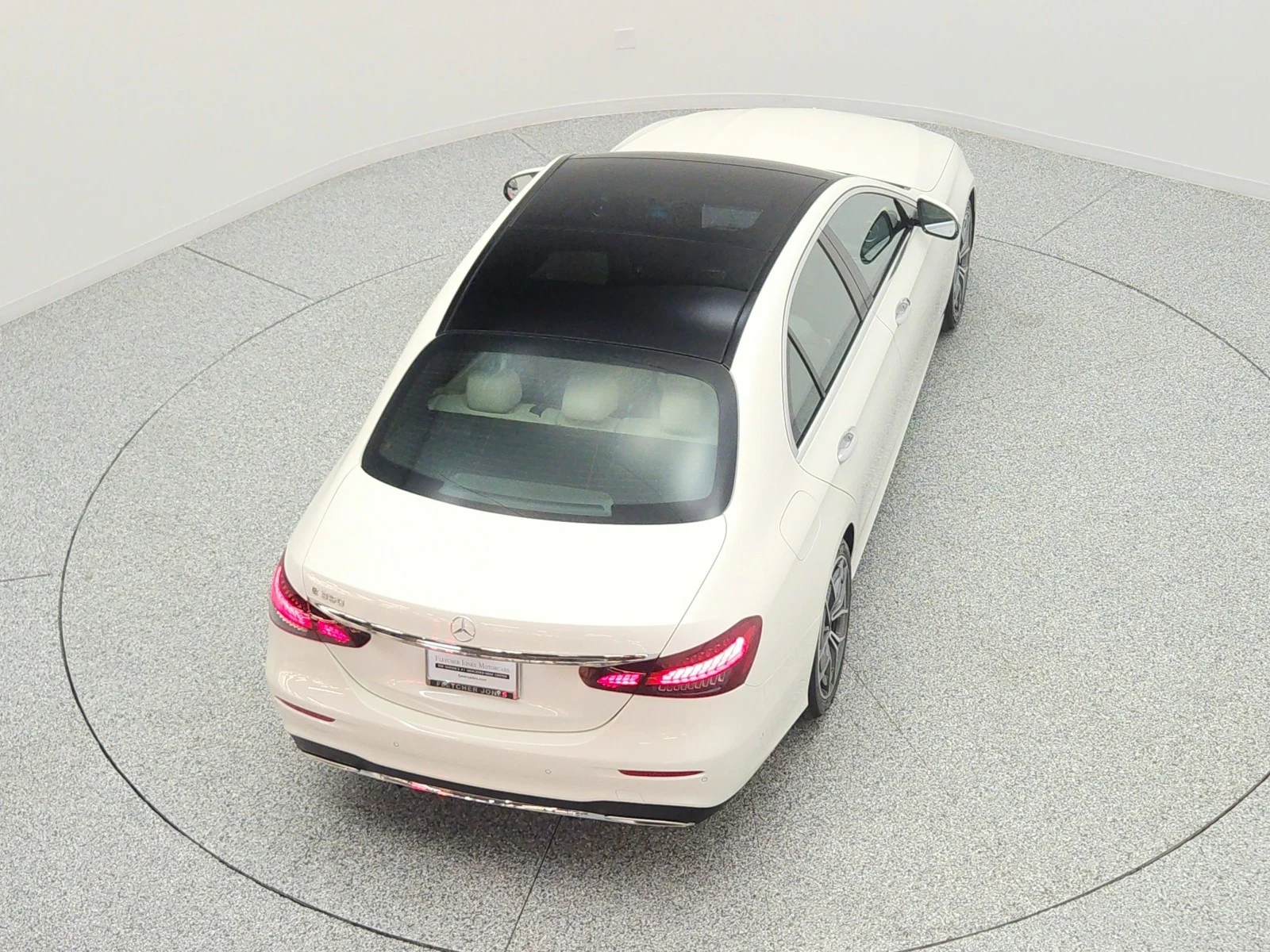 Used 2022 MANUFAKTUR Diamond White Mercedes-Benz E 350 RWD Sedan image 28
