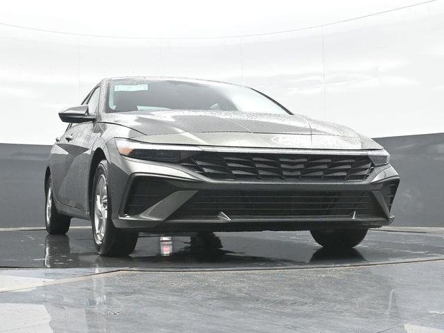 New 2026 Gray Hyundai SE image 22