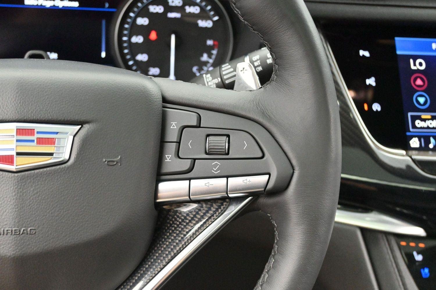 Used 2024 Argent Silver Metallic Cadillac Sport image 17