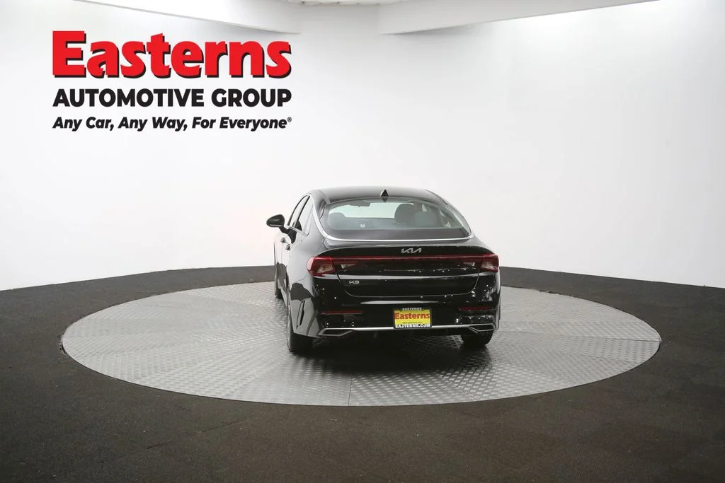 Used 2024 Gray Nissan SV image 35