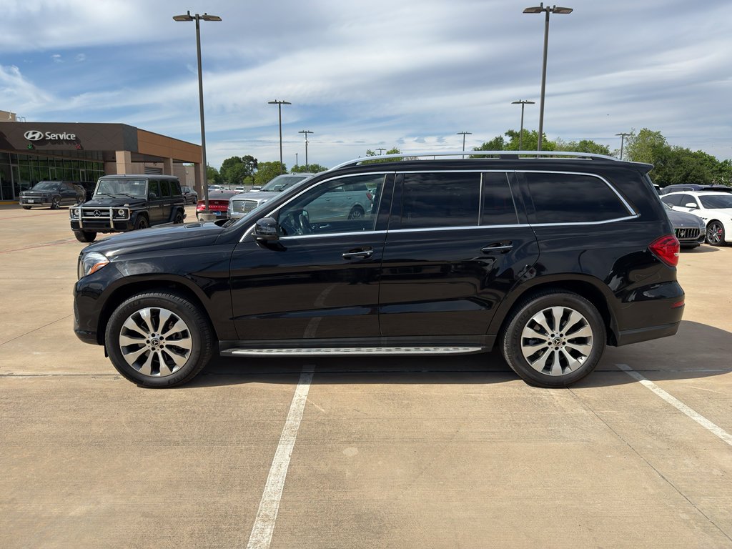 Used 2018 Obsidian Black Metallic Mercedes-Benz 450 4MATIC® image 10
