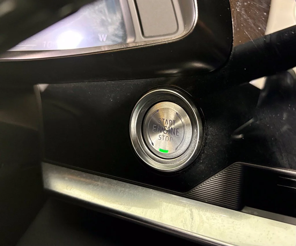 Used 2024 White Chevrolet Stingray image 33