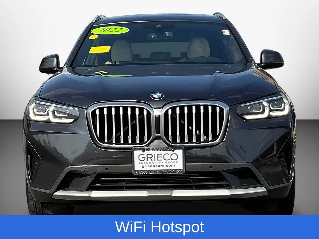 Used 2022 Dark Graphite BMW xDrive30i image 2