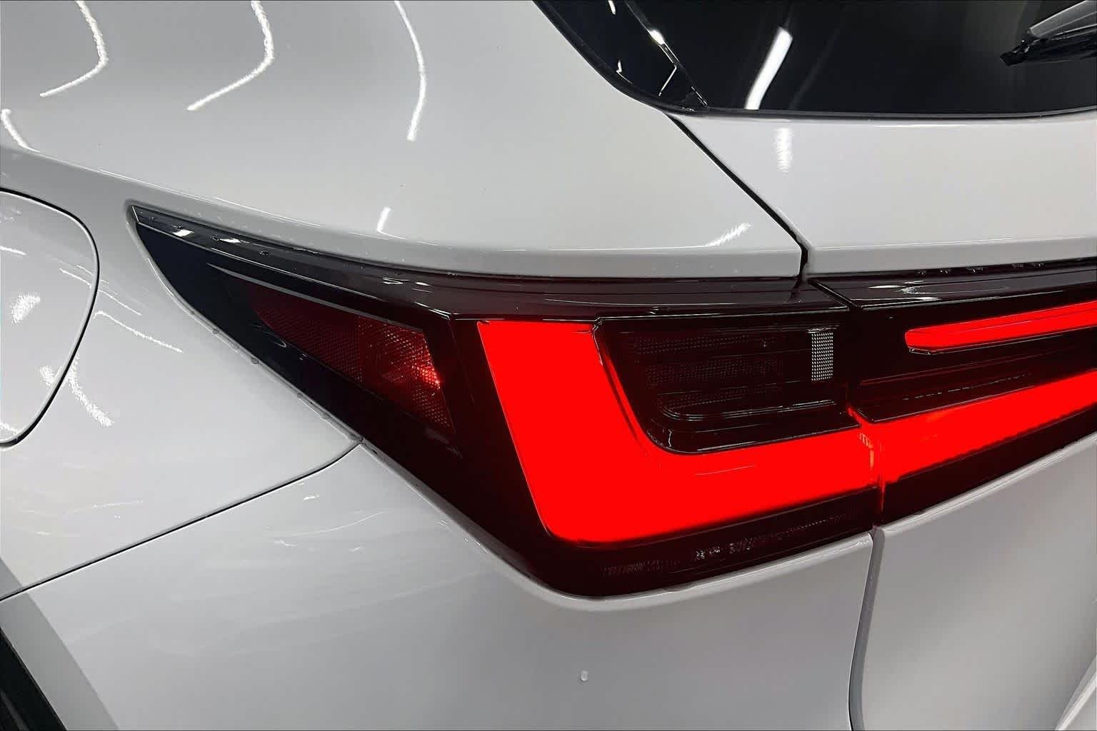Used 2026 Ultra White Lexus Premium image 28