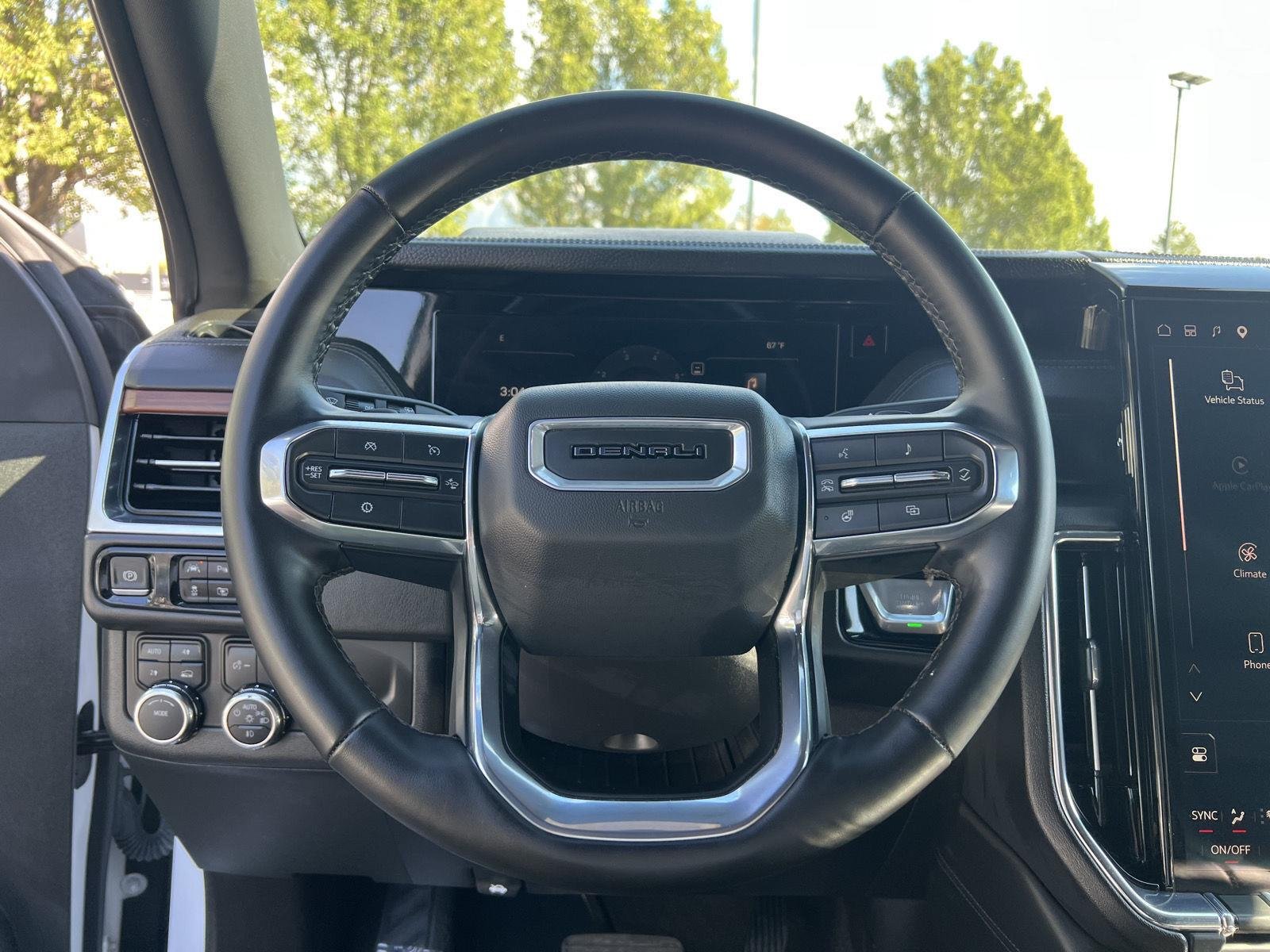 2025 GMC Yukon Denali - Photo 6