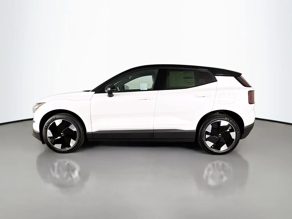 New 2026 White Volvo Twin Motor Performance Ultra image 4