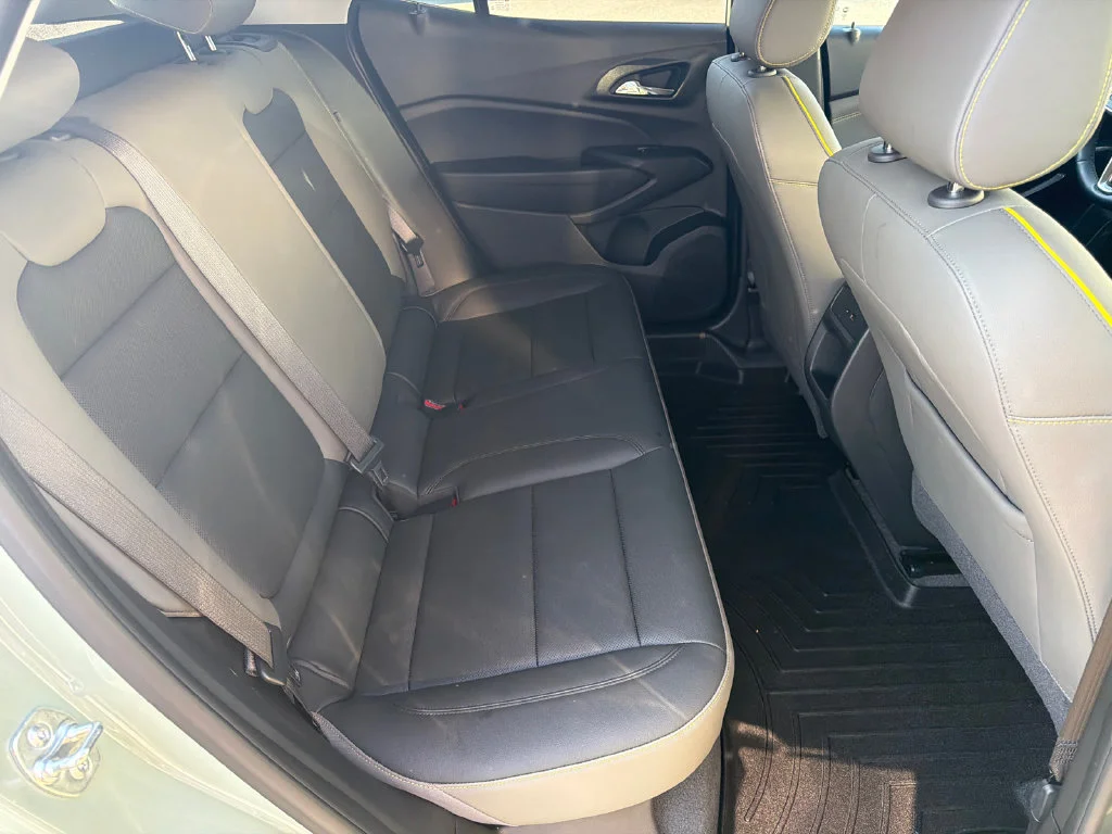 Used 2025 Green Chevrolet ACTIV image 15