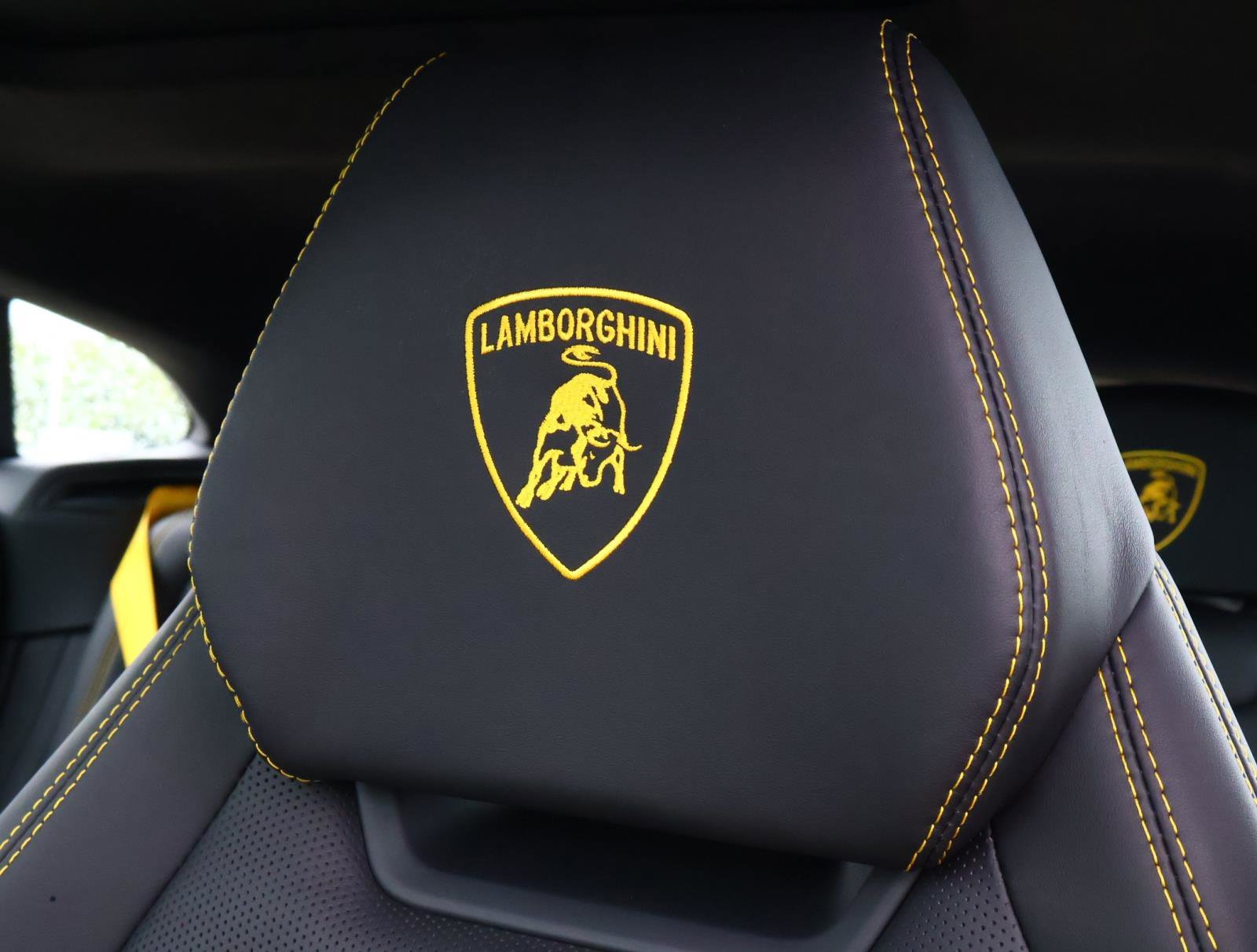 2025 Lamborghini Urus SE - Photo 14