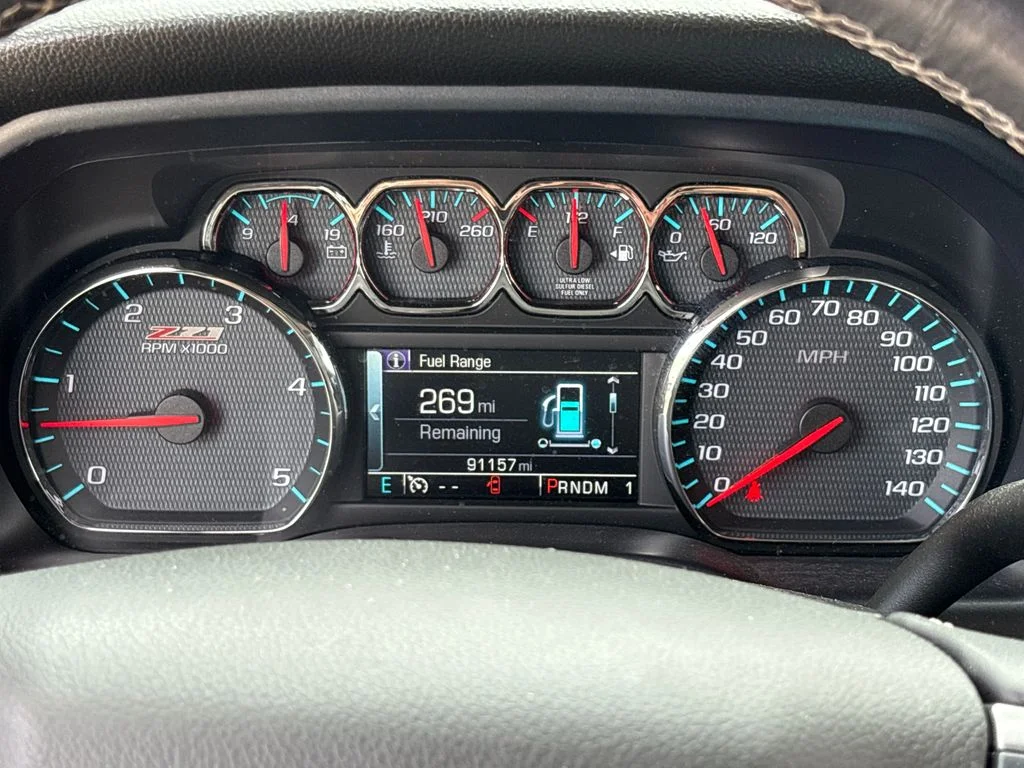 Used 2015 Silver Chevrolet LTZ image 38