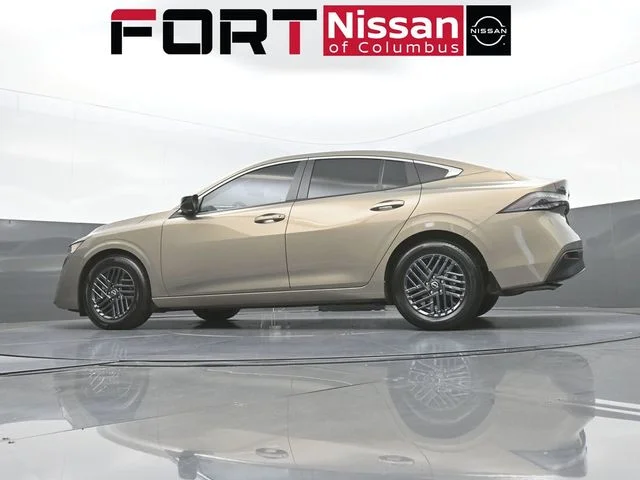 Used 2026 Brown Nissan SV image 35
