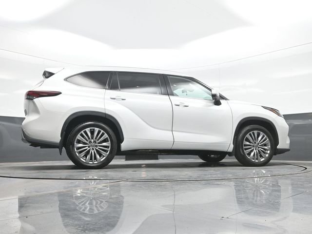 Used 2024 Beige Toyota Platinum image 25