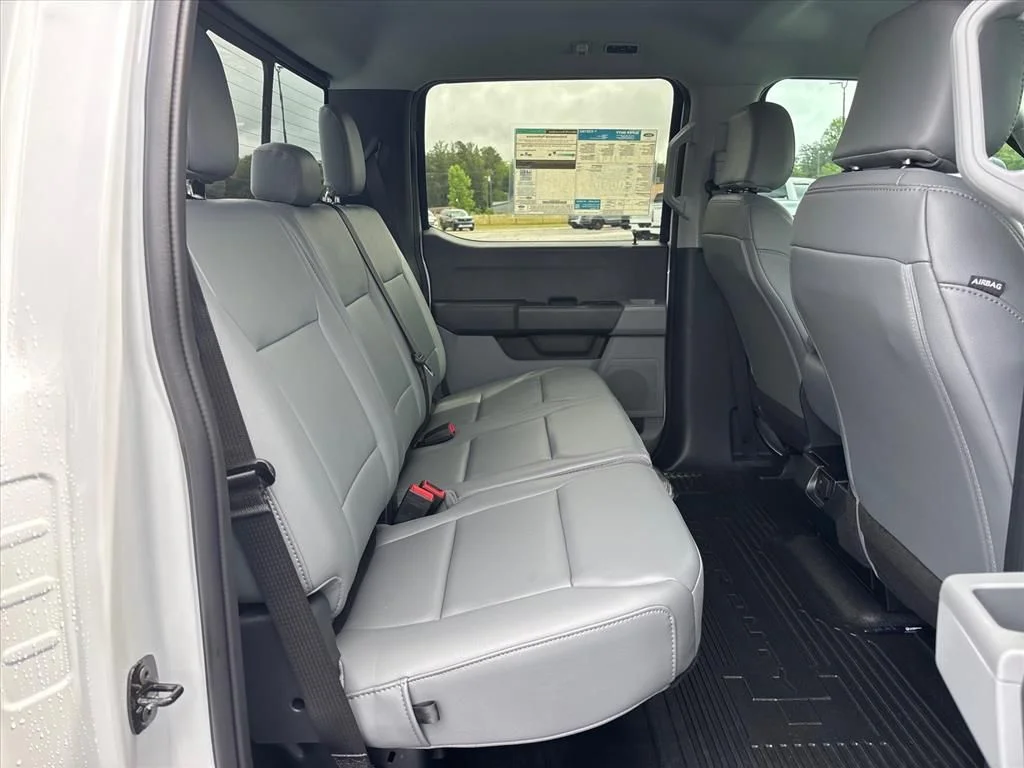 2026 Ford F-350 Super Duty XL - Photo 15