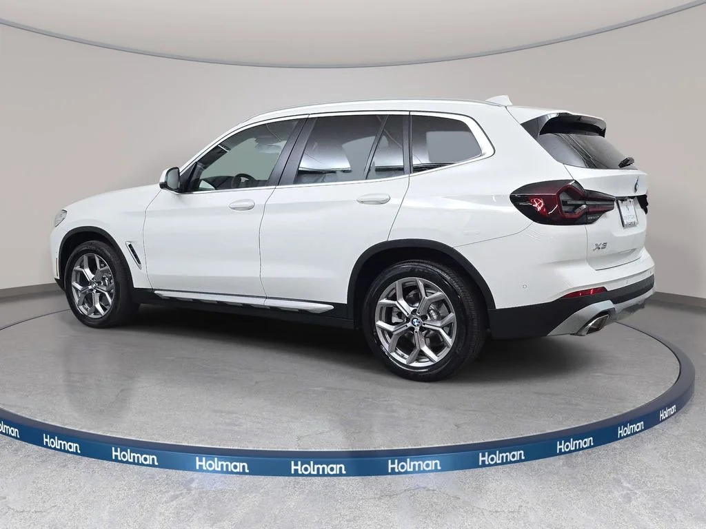 Used 2024 Alpine White BMW xDrive30i image 7