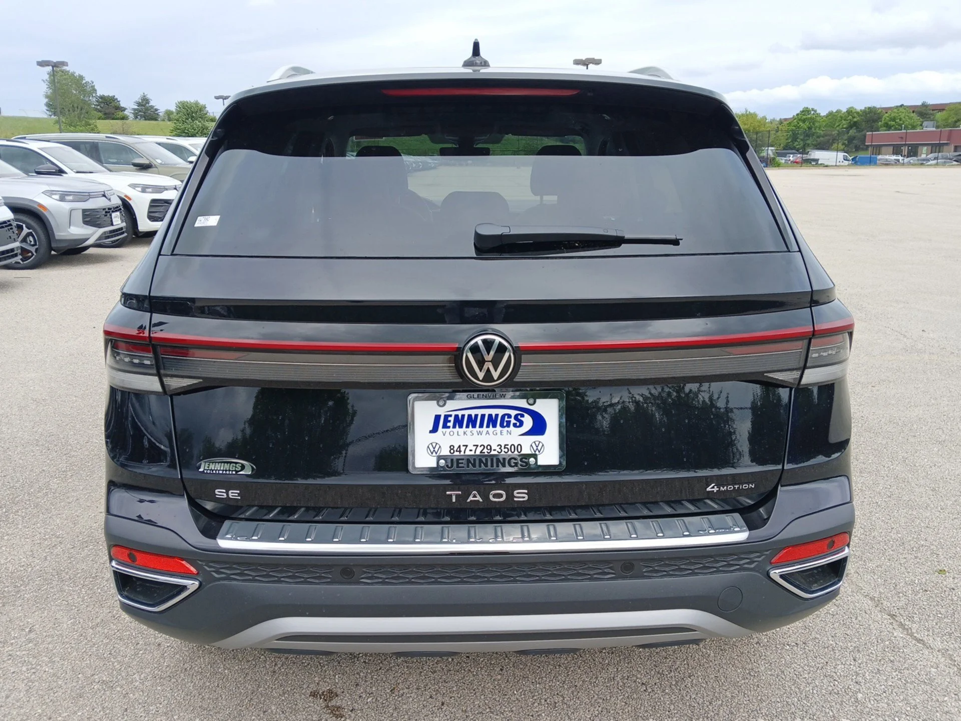 New 2026 Deep Black Pearl Volkswagen 1.5T SE image 26