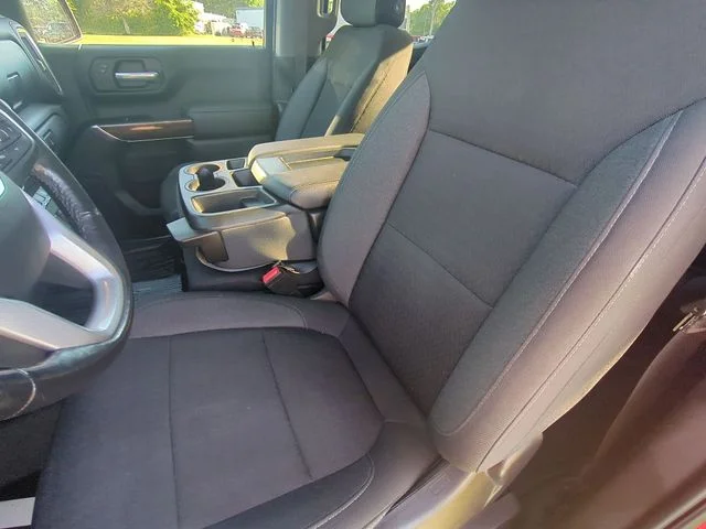 Used 2021 Red GMC SLE image 21