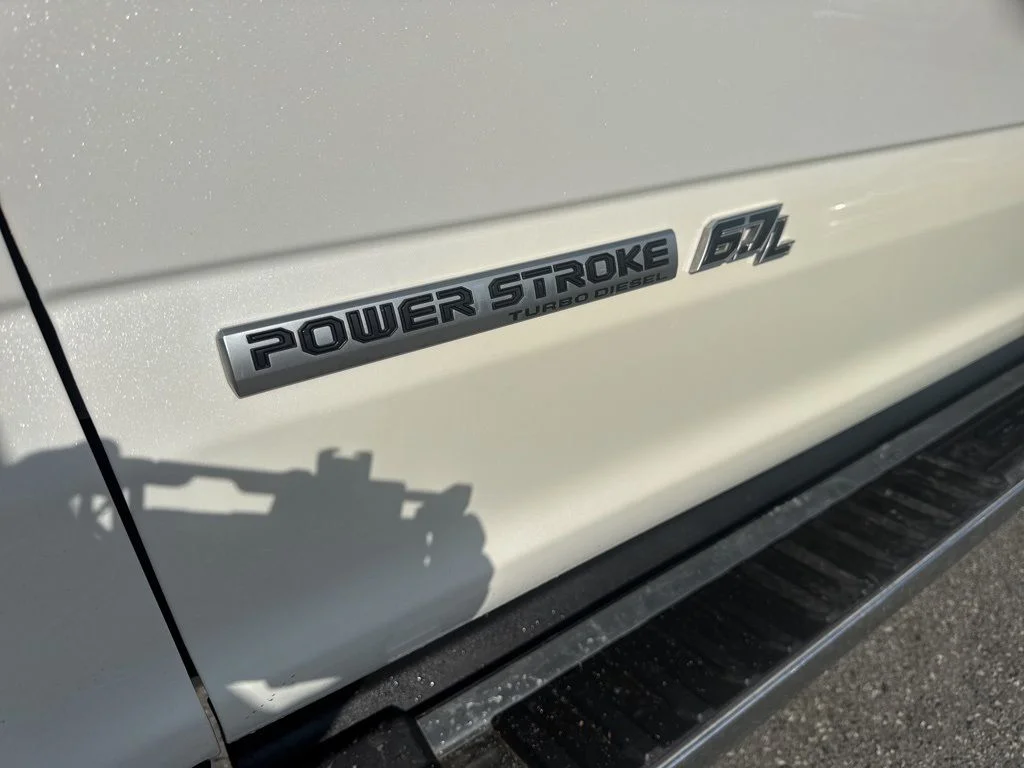Used 2021 White Ford Lariat image 37