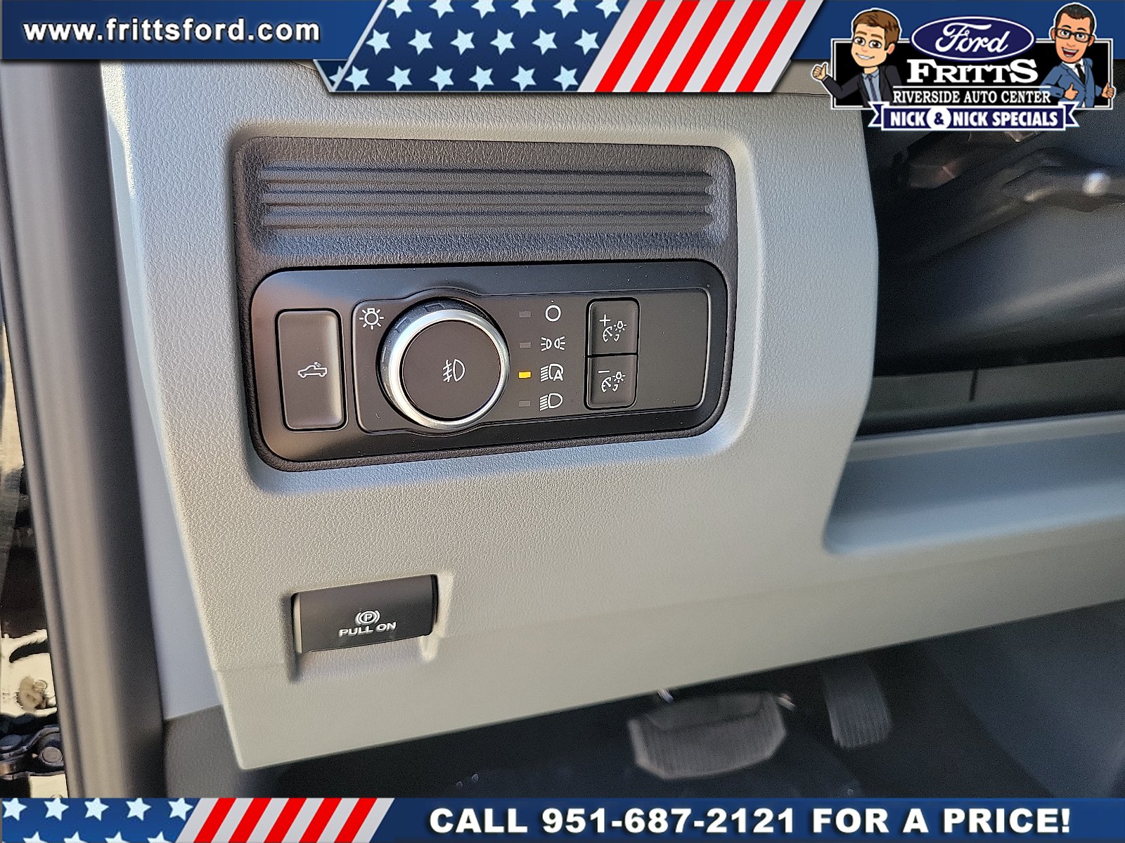 New 2027 AGATE BLACK Ford XLT image 13