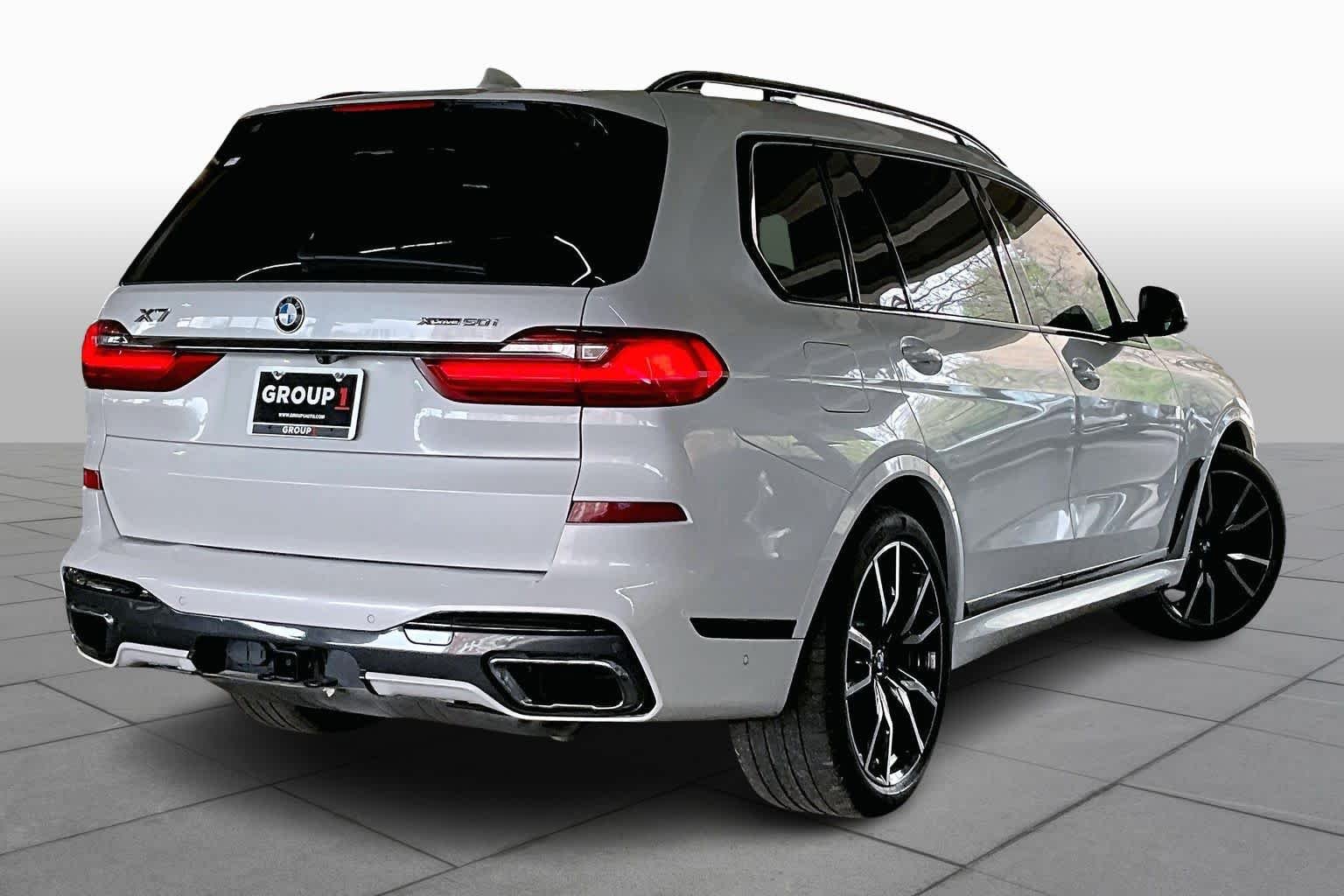 Used 2019 Mineral White Metallic BMW xDrive50i image 12