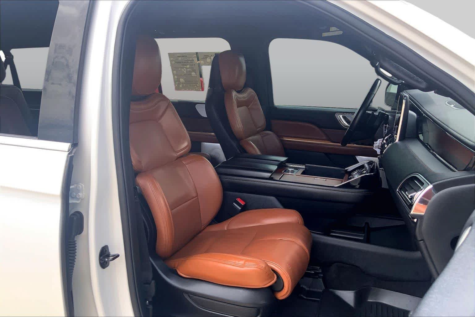 Pre-Owned 2020 Lincoln Navigator Reserve