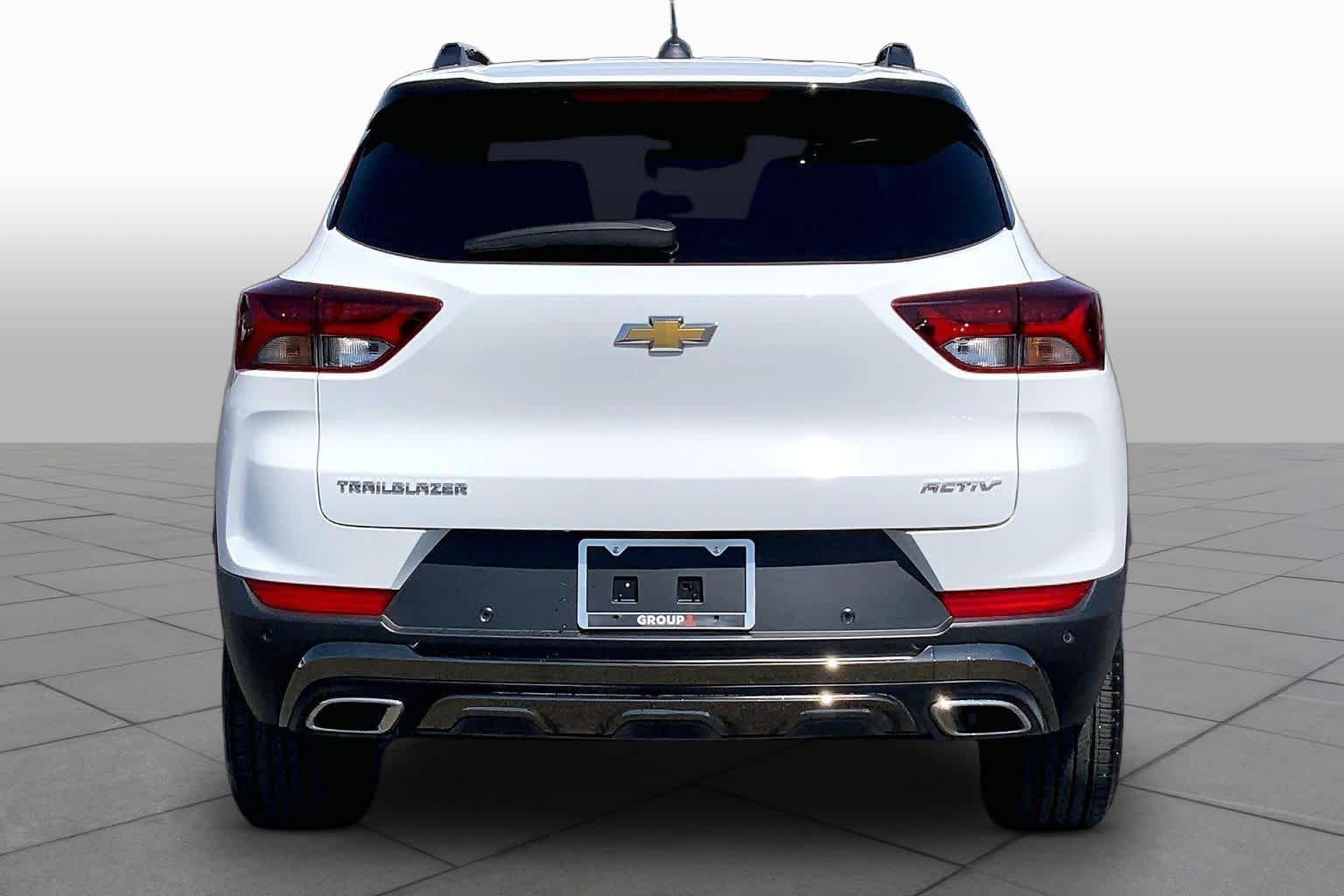 Used 2021 Summit White Chevrolet ACTIV image 5