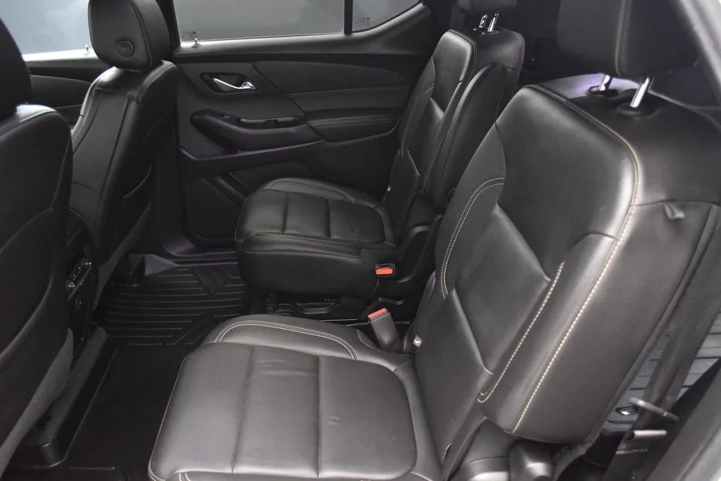 Used 2023 White Chevrolet LT Leather image 18