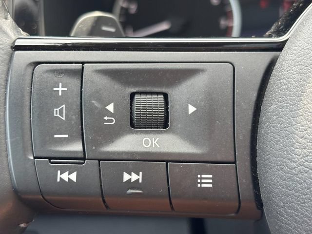 2025 Nissan Pathfinder SL - Photo 18