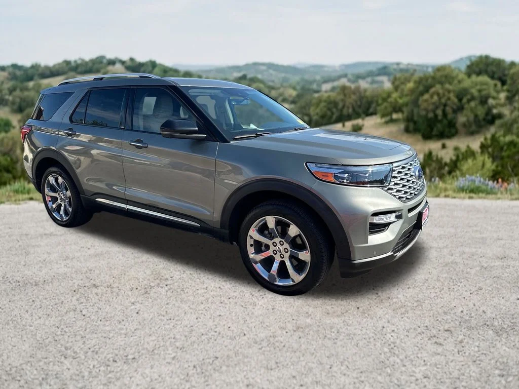 2020 Ford Explorer Platinum 4WD's photo