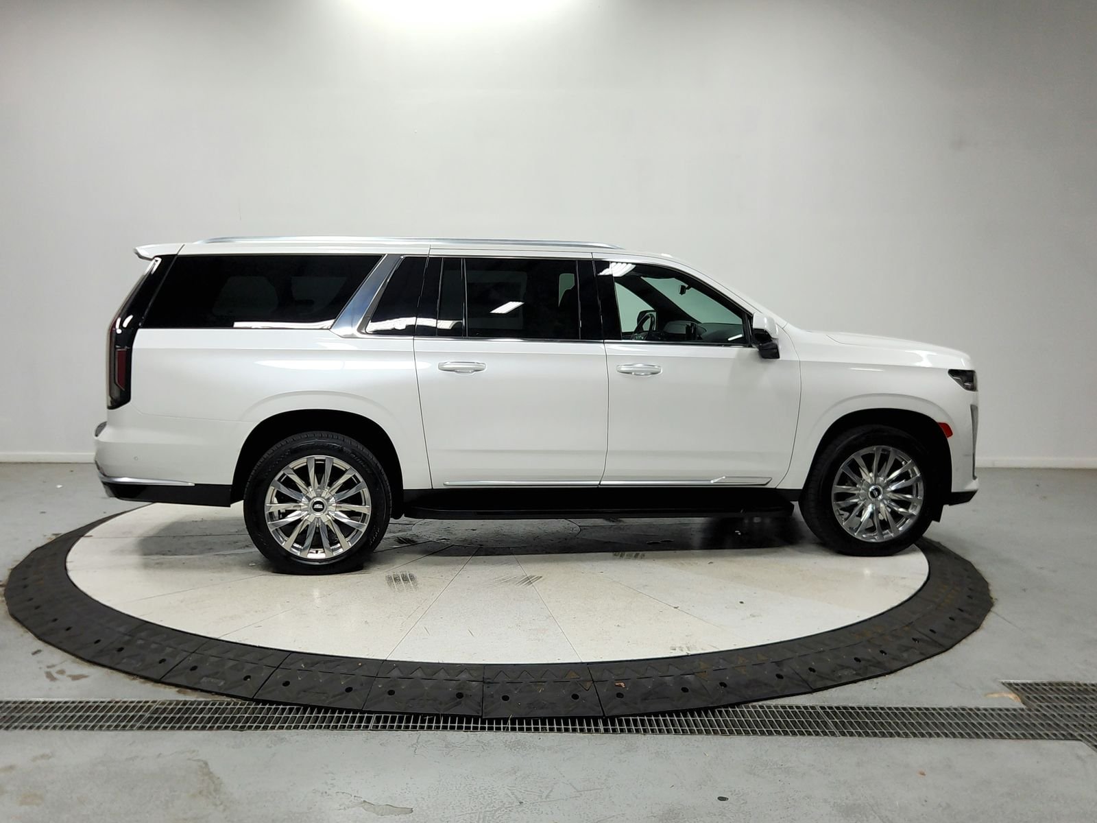 2021 Cadillac Escalade ESV Premium Luxury - Photo 9