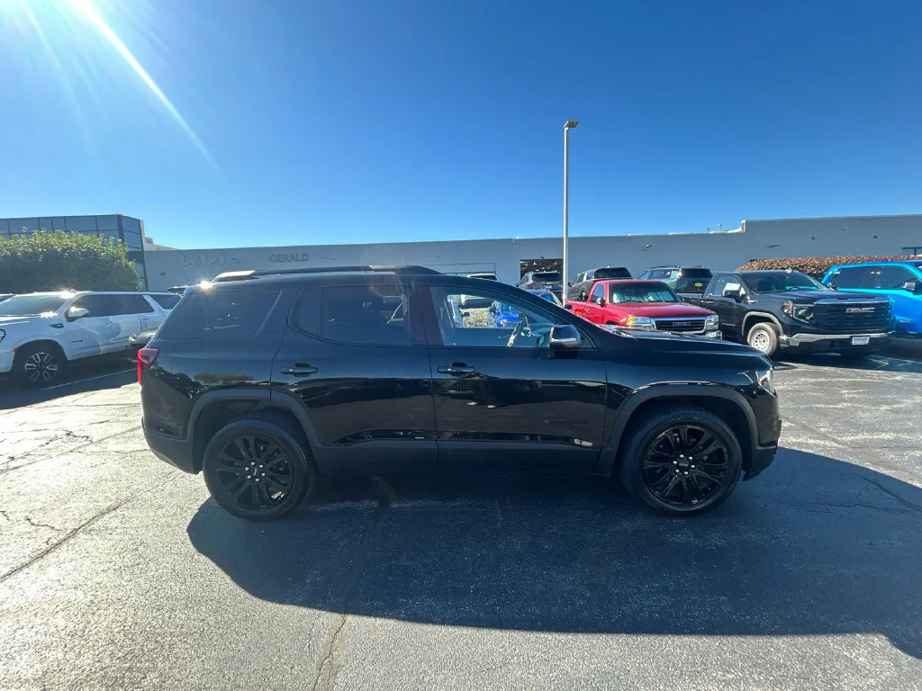 2023 GMC Acadia SLT - Photo 7