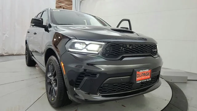 New 2026 Diamond Black Clear-Coat Exterior Paint Dodge GT Plus image 22